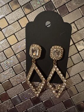 Crystal Drop Geometric Dangle Earrings - Gold